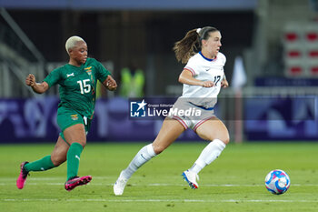 2024-07-26 - Samantha Coffey (USA) and Hellen Chanda (Zambia), Football, Women's Group B between United States and Zambia during the Olympic Games Paris 2024 on 25 July 2024 at Allianz Riviera in Nice, France - OLYMPIC GAMES PARIS 2024 - 25/07 - OLYMPIC GAMES PARIS 2024 - OLYMPIC GAMES