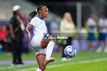 2024-07-26 - Crystal Dunn (USA), Football, Women's Group B between United States and Zambia during the Olympic Games Paris 2024 on 25 July 2024 at Allianz Riviera in Nice, France - OLYMPIC GAMES PARIS 2024 - 25/07 - OLYMPIC GAMES PARIS 2024 - OLYMPIC GAMES