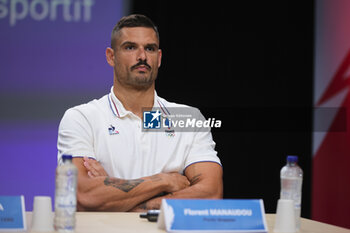 2024-07-26 - Florent MANAUDOU,Flag bearer during the opening ceremony of the Olympic Games Paris 2024 on 26 July 2024 in Paris, France - OLYMPIC GAMES PARIS 2024 - OPENING CEREMONY - 26/07 - OLYMPIC GAMES PARIS 2024 - OLYMPIC GAMES