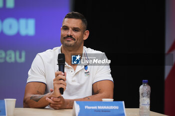 2024-07-26 - Florent MANAUDOU,Flag bearer during the opening ceremony of the Olympic Games Paris 2024 on 26 July 2024 in Paris, France - OLYMPIC GAMES PARIS 2024 - OPENING CEREMONY - 26/07 - OLYMPIC GAMES PARIS 2024 - OLYMPIC GAMES