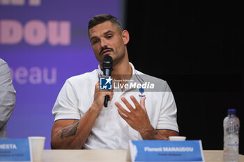 2024-07-26 - Florent MANAUDOU,Flag bearer during the opening ceremony of the Olympic Games Paris 2024 on 26 July 2024 in Paris, France - OLYMPIC GAMES PARIS 2024 - OPENING CEREMONY - 26/07 - OLYMPIC GAMES PARIS 2024 - OLYMPIC GAMES