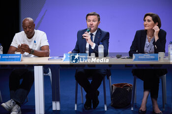 2024-07-26 - Jackson RICHARDSON, Head of Mission, David LAPPARTIENT, CNOSF President, Amélie OUEDA-CASTERA, Minister of Sports during the opening ceremony of the Olympic Games Paris 2024 on 26 July 2024 in Paris, France - OLYMPIC GAMES PARIS 2024 - OPENING CEREMONY - 26/07 - OLYMPIC GAMES PARIS 2024 - OLYMPIC GAMES