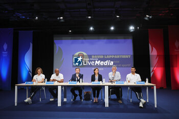 2024-07-26 - Melina ROBERT-MICHON (L),Jackson RICHARDSON, David LAPPARTIENT, Amélie OUEDA-CASTERA
Claude ONESTA, Florent MANAUDOU (R) during the opening ceremony of the Olympic Games Paris 2024 on 26 July 2024 in Paris, France - OLYMPIC GAMES PARIS 2024 - OPENING CEREMONY - 26/07 - OLYMPIC GAMES PARIS 2024 - OLYMPIC GAMES