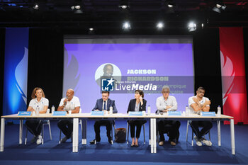 2024-07-26 - Melina ROBERT-MICHON (L),Jackson RICHARDSON, David LAPPARTIENT, Amélie OUEDA-CASTERA
Claude ONESTA, Florent MANAUDOU (R) during the opening ceremony of the Olympic Games Paris 2024 on 26 July 2024 in Paris, France - OLYMPIC GAMES PARIS 2024 - OPENING CEREMONY - 26/07 - OLYMPIC GAMES PARIS 2024 - OLYMPIC GAMES