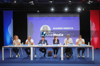 2024-07-26 - Melina ROBERT-MICHON (L),Jackson RICHARDSON, David LAPPARTIENT, Amélie OUEDA-CASTERA
Claude ONESTA, Florent MANAUDOU (R) during the opening ceremony of the Olympic Games Paris 2024 on 26 July 2024 in Paris, France - OLYMPIC GAMES PARIS 2024 - OPENING CEREMONY - 26/07 - OLYMPIC GAMES PARIS 2024 - OLYMPIC GAMES