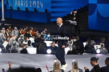 2024-07-26 - Zinadine Zidane, Opening Ceremony during the Olympic Games Paris 2024 on 26 July 2024 in Paris, France - OLYMPIC GAMES PARIS 2024 - OPENING CEREMONY - 26/07 - OLYMPIC GAMES PARIS 2024 - OLYMPIC GAMES