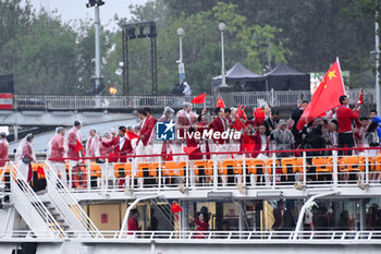 2024-07-26 - Team China parade, Opening Ceremony during the Olympic Games Paris 2024 on 26 July 2024 in Paris, France - OLYMPIC GAMES PARIS 2024 - OPENING CEREMONY - 26/07 - OLYMPIC GAMES PARIS 2024 - OLYMPIC GAMES