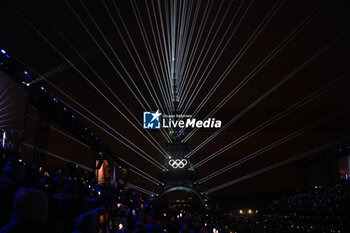 2024-07-26 - Olympic rings on the Eiffel Tower, Opening Ceremony during the Olympic Games Paris 2024 on 26 July 2024 in Paris, France - OLYMPIC GAMES PARIS 2024 - OPENING CEREMONY - 26/07 - OLYMPIC GAMES PARIS 2024 - OLYMPIC GAMES