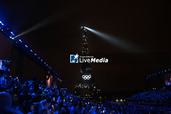 2024-07-26 - Olympic rings on the Eiffel Tower, Opening Ceremony during the Olympic Games Paris 2024 on 26 July 2024 in Paris, France - OLYMPIC GAMES PARIS 2024 - OPENING CEREMONY - 26/07 - OLYMPIC GAMES PARIS 2024 - OLYMPIC GAMES