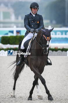 2024-07-27 - DIAZ FERNANDEZ Carlos of Spain during the eventing, team and individual dressage, Olympic Games Paris 2024 on 27 July 2024 at Chateau de Versailles in Versailles, France - OLYMPIC GAMES PARIS 2024 - 27/07 - OLYMPIC GAMES PARIS 2024 - OLYMPIC GAMES