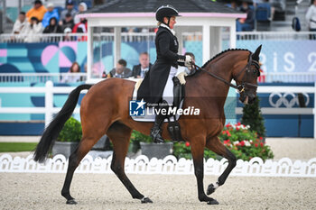 2024-07-27 - PRICE Jonelle of New Zealand during the eventing, team and individual dressage, Olympic Games Paris 2024 on 27 July 2024 at Chateau de Versailles in Versailles, France - OLYMPIC GAMES PARIS 2024 - 27/07 - OLYMPIC GAMES PARIS 2024 - OLYMPIC GAMES