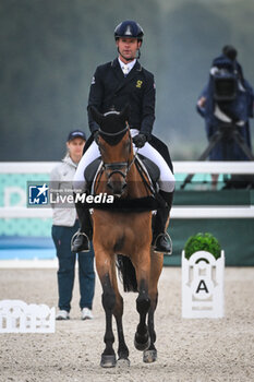 2024-07-27 - McNAB Kevin of Australia during the eventing, team and individual dressage, Olympic Games Paris 2024 on 27 July 2024 at Chateau de Versailles in Versailles, France - OLYMPIC GAMES PARIS 2024 - 27/07 - OLYMPIC GAMES PARIS 2024 - OLYMPIC GAMES