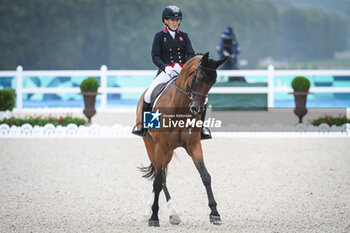 2024-07-27 - COLLETT Laura of Great Britain during the eventing, team and individual dressage, Olympic Games Paris 2024 on 27 July 2024 at Chateau de Versailles in Versailles, France - OLYMPIC GAMES PARIS 2024 - 27/07 - OLYMPIC GAMES PARIS 2024 - OLYMPIC GAMES