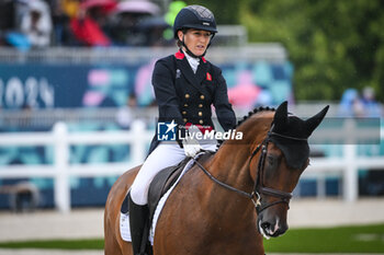 2024-07-27 - COLLETT Laura of Great Britain during the eventing, team and individual dressage, Olympic Games Paris 2024 on 27 July 2024 at Chateau de Versailles in Versailles, France - OLYMPIC GAMES PARIS 2024 - 27/07 - OLYMPIC GAMES PARIS 2024 - OLYMPIC GAMES