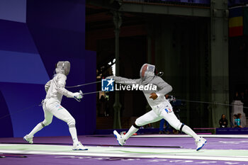 2024-07-27 - APITHY Bolade of France, SZATMARI Andras of Hungarian, Men's Sabre Individual Fencing during the Olympic Games Paris 2024 on 27 July 2024 at Le Grand Palais in Paris, France - OLYMPIC GAMES PARIS 2024 - 27/07 - OLYMPIC GAMES PARIS 2024 - OLYMPIC GAMES