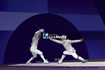 2024-07-27 - APITHY Bolade of France, SZATMARI Andras of Hungarian, Men's Sabre Individual Fencing during the Olympic Games Paris 2024 on 27 July 2024 at Le Grand Palais in Paris, France - OLYMPIC GAMES PARIS 2024 - 27/07 - OLYMPIC GAMES PARIS 2024 - OLYMPIC GAMES