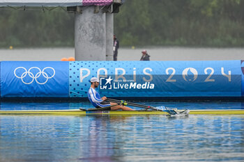 2024-07-27 - Stefanos Ntouskos of Greece, Rowing, Men's Single Sculls Heats, during the Olympic Games Paris 2024 on 27 July 2024 at Vaires-Sur-Marne Nautical Stadium in Vaires-sur-Marne, France - OLYMPIC GAMES PARIS 2024 - 27/07 - OLYMPIC GAMES PARIS 2024 - OLYMPIC GAMES