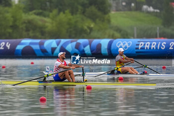 2024-07-27 - Mihai Chiruta of Romania and Damir Martin of Croatia, Rowing, Men's Single Sculls Heats, during the Olympic Games Paris 2024 on 27 July 2024 at Vaires-Sur-Marne Nautical Stadium in Vaires-sur-Marne, France - OLYMPIC GAMES PARIS 2024 - 27/07 - OLYMPIC GAMES PARIS 2024 - OLYMPIC GAMES