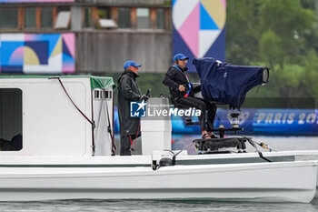 2024-07-27 - Cameraman on a boat, Rowing during the Olympic Games Paris 2024 on 27 July 2024 at Vaires-Sur-Marne Nautical Stadium in Vaires-sur-Marne, France - OLYMPIC GAMES PARIS 2024 - 27/07 - OLYMPIC GAMES PARIS 2024 - OLYMPIC GAMES