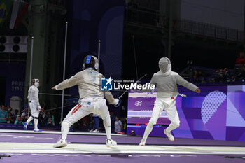 2024-07-27 - FERJANI Fares of Tunisia, CHENPENG Shen of Peoples Republic of China, Men's Sabre Individual Fencing during the Olympic Games Paris 2024 on 27 July 2024 at Le Grand Palais in Paris, France - OLYMPIC GAMES PARIS 2024 - 27/07 - OLYMPIC GAMES PARIS 2024 - OLYMPIC GAMES