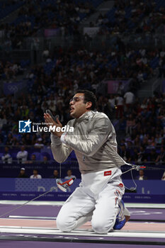 2024-07-27 - SAMELE Luigi of Italy, AMER Mohamed of Egypt, Men's Sabre Individual Fencing during the Olympic Games Paris 2024 on 27 July 2024 at Le Grand Palais in Paris, France - OLYMPIC GAMES PARIS 2024 - 27/07 - OLYMPIC GAMES PARIS 2024 - OLYMPIC GAMES