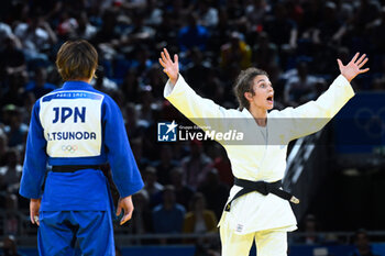 2024-07-27 - Tara Babulfath ( SWE ) vs Natsumi Tsunoda ( JPN ), Judo, Women -48 kg Semifinal during the Olympic Games Paris 2024 on 27 July 2024 at Arena Champ de Mars in Paris, France - OLYMPIC GAMES PARIS 2024 - 27/07 - OLYMPIC GAMES PARIS 2024 - OLYMPIC GAMES