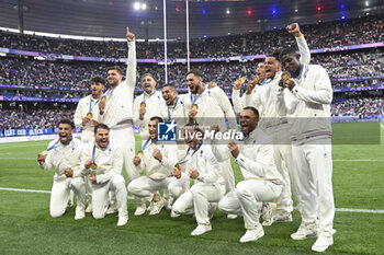 2024-07-27 - Team France Gold medal, Rugby Sevens, Men's final between France and Fiji during the Olympic Games Paris 2024 on 27 July 2024 at Stade de France in Saint-Denis, France - OLYMPIC GAMES PARIS 2024 - 27/07 - OLYMPIC GAMES PARIS 2024 - OLYMPIC GAMES