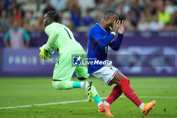 2024-07-27 - Alexandre Lacazette (France) reacts, Football, Men's Group A between France and Guinea during the Olympic Games Paris 2024 on 27 July 2024 at Allianz Riviera in Nice, France - OLYMPIC GAMES PARIS 2024 - 27/07 - OLYMPIC GAMES PARIS 2024 - OLYMPIC GAMES