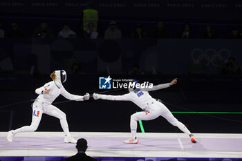 2024-07-27 - MALLO-BRETON Auriane of France, KONG Man Wai Vivian of Hong Kong, China Women's Épée Individual Fencing during the Olympic Games Paris 2024 on 27 July 2024 at Le Grand Palais in Paris, France - OLYMPIC GAMES PARIS 2024 - 27/07 - OLYMPIC GAMES PARIS 2024 - OLYMPIC GAMES