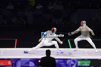 2024-07-27 - OH Sanguk of Republic of Korea, FERJANI Fares of Tunisia, Men's Sabre Individual Fencing during the Olympic Games Paris 2024 on 27 July 2024 at Le Grand Palais in Paris, France - OLYMPIC GAMES PARIS 2024 - 27/07 - OLYMPIC GAMES PARIS 2024 - OLYMPIC GAMES