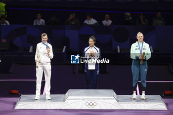 2024-07-27 - MALLO-BRETON Auriane of France, KONG Man Wai Vivian of Hong Kong, China, MUHARI Eszter of Hungary, Women's Épée Individual Fencing, podium, during the Olympic Games Paris 2024 on 27 July 2024 at Le Grand Palais in Paris, France - OLYMPIC GAMES PARIS 2024 - 27/07 - OLYMPIC GAMES PARIS 2024 - OLYMPIC GAMES