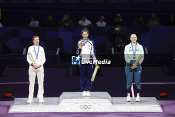 2024-07-27 - MALLO-BRETON Auriane of France, KONG Man Wai Vivian of Hong Kong, China, MUHARI Eszter of Hungary, Women's Épée Individual Fencing, podium, during the Olympic Games Paris 2024 on 27 July 2024 at Le Grand Palais in Paris, France - OLYMPIC GAMES PARIS 2024 - 27/07 - OLYMPIC GAMES PARIS 2024 - OLYMPIC GAMES