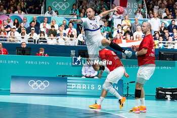 2024-07-27 - Valentin Porte (France), Handball, Men's Preliminary Round Group B between Denmark and France during the Olympic Games Paris 2024 on 27 July 2024 at South Paris Arena 6 in Paris, France - OLYMPIC GAMES PARIS 2024 - 27/07 - OLYMPIC GAMES PARIS 2024 - OLYMPIC GAMES