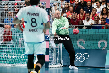 2024-07-27 - Vincent Gerard (France), Handball, Men's Preliminary Round Group B between Denmark and France during the Olympic Games Paris 2024 on 27 July 2024 at South Paris Arena 6 in Paris, France - OLYMPIC GAMES PARIS 2024 - 27/07 - OLYMPIC GAMES PARIS 2024 - OLYMPIC GAMES