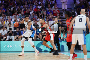 2024-07-27 - Giannis Antetokounmpo of Greece and Dillon Brooks of Canada, Basketball, Men's Group Phase - Group A between Greece and Canada during the Olympic Games Paris 2024 on 27 July 2024 in Villeneuve-d'Ascq near Lille, France - OLYMPIC GAMES PARIS 2024 - 27/07 - OLYMPIC GAMES PARIS 2024 - OLYMPIC GAMES