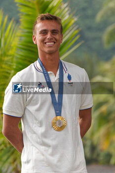 2024-08-05 - Kauli Vaast of France Gold medal, Surfing, Men's Gold Medal Match during the Olympic Games Paris 2024 on 6 August 2024 at Teahupo'o in Tahiti, French Polynesia - OLYMPIC GAMES PARIS 2024 - 06/08 - OLYMPIC GAMES PARIS 2024 - OLYMPIC GAMES