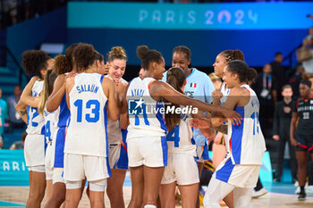 2024-08-09 - Players of France, Basketball, Women's Semifinal between France and Belgium during the Olympic Games Paris 2024 on 9 August 2024 at Bercy Arena in Paris, France - OLYMPIC GAMES PARIS 2024 - 09/08 - OLYMPIC GAMES PARIS 2024 - OLYMPIC GAMES