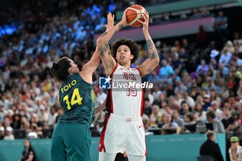 2024-08-09 - Brittney Griner (USA), Marianna Tolo (AUS), Basketball, Women's Semifinal between United States and Australia during the Olympic Games Paris 2024 on 9 August 2024 at Bercy Arena in Paris, France - OLYMPIC GAMES PARIS 2024 - 09/08 - OLYMPIC GAMES PARIS 2024 - OLYMPIC GAMES