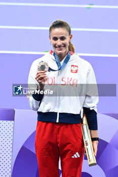 2024-08-09 - KACZMAREK Natalia ( POL ) Bronze medal, Athletics, Women's 400m Final during the Olympic Games Paris 2024 on 9 August 2024 at Stade de France in Saint-Denis near Paris, France - OLYMPIC GAMES PARIS 2024 - 09/08 - OLYMPIC GAMES PARIS 2024 - OLYMPIC GAMES