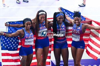 2024-08-09 - JEFFERSON Melissa, RICHARDSON Sha carri, TERRY Twanisha, HOMAS Gabrielle ( Team USA ) Gold medal, Athletics, Women's 4 x 100m Relay Final during the Olympic Games Paris 2024 on 9 August 2024 at Stade de France in Saint-Denis near Paris, France - OLYMPIC GAMES PARIS 2024 - 09/08 - OLYMPIC GAMES PARIS 2024 - OLYMPIC GAMES