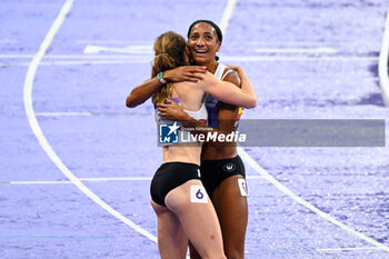 2024-08-09 - VIDTS Noor ( BEL ), THIAM Nafissatou ( BEL ), Athletics, Women's Heptathlon 800m during the Olympic Games Paris 2024 on 9 August 2024 at Stade de France in Saint-Denis near Paris, France - OLYMPIC GAMES PARIS 2024 - 09/08 - OLYMPIC GAMES PARIS 2024 - OLYMPIC GAMES