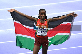 2024-08-09 - CHEBET Beatrice ( KEN ) Gold medal, Athletics, Women's 10,000m Final during the Olympic Games Paris 2024 on 9 August 2024 at Stade de France in Saint-Denis near Paris, France - OLYMPIC GAMES PARIS 2024 - 09/08 - OLYMPIC GAMES PARIS 2024 - OLYMPIC GAMES