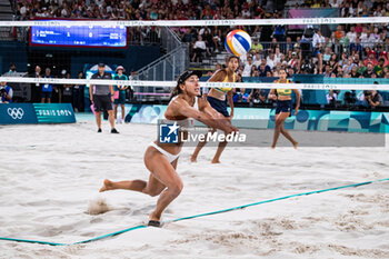 2024-08-09 - Melissa Humana Paredes (CAN), Beach Volleyball, Women's Gold Medal Match between Brazil and Canada during the Olympic Games Paris 2024 on 9 August 2024 at Eiffel Tower Stadium in Paris, France - OLYMPIC GAMES PARIS 2024 - 09/08 - OLYMPIC GAMES PARIS 2024 - OLYMPIC GAMES