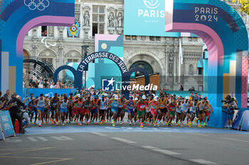 2024-08-10 - Start - MEN'S MARATHON - OLYMPIC GAMES PARIS 2024 - OLYMPIC GAMES