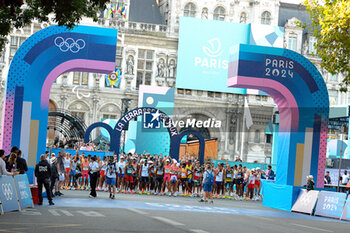 2024-08-10 - Before the Start - MEN'S MARATHON - OLYMPIC GAMES PARIS 2024 - OLYMPIC GAMES