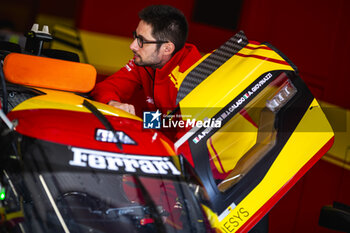 2024-02-23 - Ferrari AF Corse, Ferrari 499P #51, mechanic, mecanicien ambiance during the Prologue of the 2024 FIA World Endurance Championship, from February 24 to 26, 2024 on the Losail International Circuit in Lusail, Qatar - FIA WEC - PROLOGUE 2024 - QATAR - ENDURANCE - MOTORS