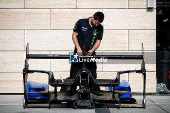 2024-02-23 - Isotta Fraschini mechanic, mecanicien during the Prologue of the 2024 FIA World Endurance Championship, from February 24 to 26, 2024 on the Losail International Circuit in Lusail, Qatar - FIA WEC - PROLOGUE 2024 - QATAR - ENDURANCE - MOTORS