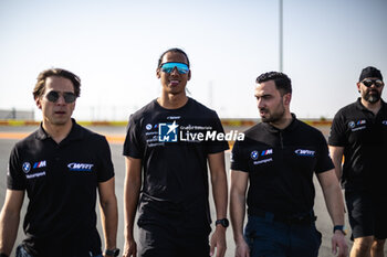 2024-02-25 - FARFUS Augusto (bra), Team WRT, BMW M4 GT3, GELAEL Sean (ind), Team WRT, BMW M4 GT3, portrait during the Prologue of the 2024 FIA World Endurance Championship, from February 24 to 26, 2024 on the Losail International Circuit in Lusail, Qatar - FIA WEC - PROLOGUE 2024 - QATAR - ENDURANCE - MOTORS