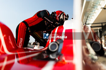 2024-02-26 - LOTTERER André (ger), Porsche Penske Motorsport, Porsche 936, portrait during the Prologue of the 2024 FIA World Endurance Championship, from February 24 to 26, 2024 on the Losail International Circuit in Lusail, Qatar - FIA WEC - PROLOGUE 2024 - QATAR - ENDURANCE - MOTORS
