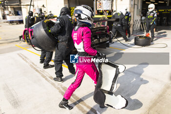 2024-02-26 - PIN Doriane (fra), Iron Dames, Lamborghini Huracan GT3 Evo2, portrait during the Prologue of the 2024 FIA World Endurance Championship, from February 24 to 26, 2024 on the Losail International Circuit in Lusail, Qatar - FIA WEC - PROLOGUE 2024 - QATAR - ENDURANCE - MOTORS